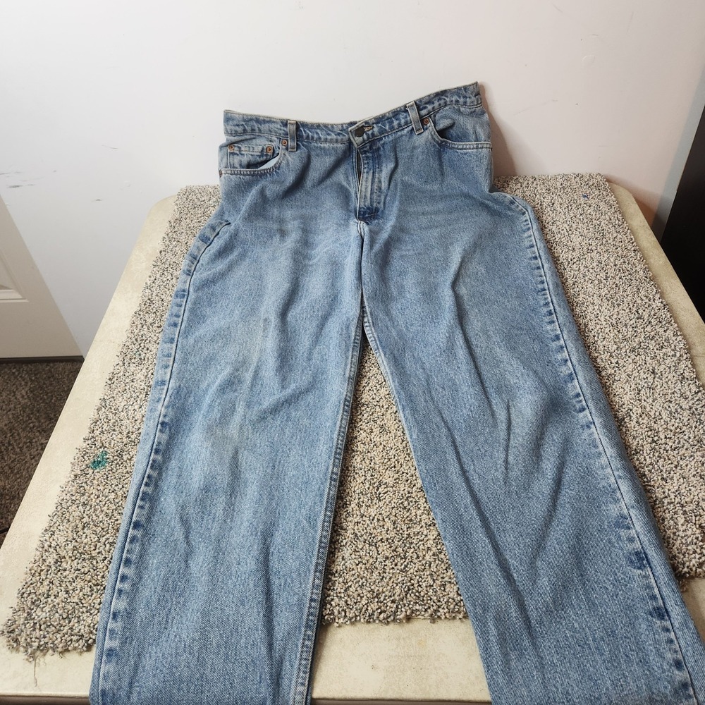 Vintage Levis 521 Tapered Fit Jeans Light Wash Blue Denim 18 MED Made in USA
